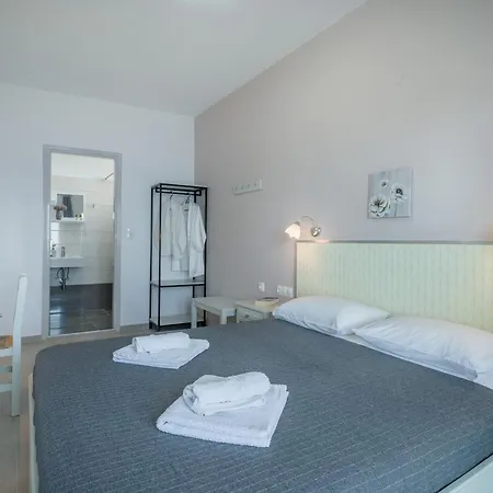 Pantheon Πανσιόν Πατητήρι