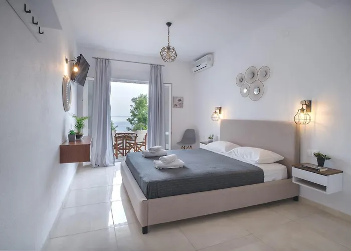 Pantheon ゲストハウス 3*