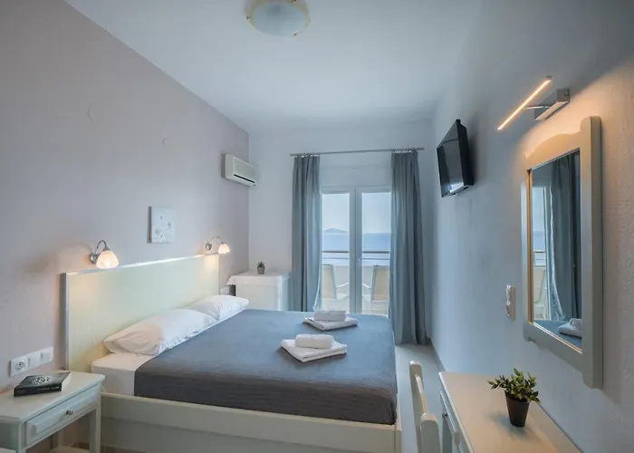 ゲストハウス Pantheon 3*